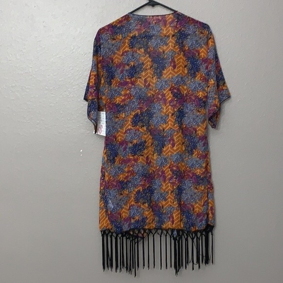 LuLaRoe Monroe fringed kimono NWT Small Multicolor floral - Picture 9 of 9